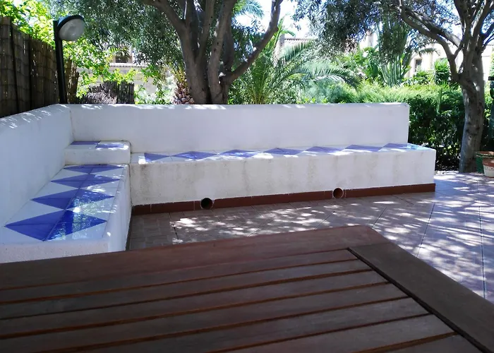 Al Mare Baia Emiri Mazzaforno تْشيفالو