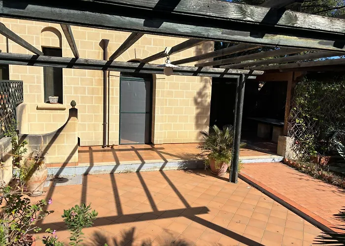 Al Mare Baia Emiri Mazzaforno * צ'פאלו