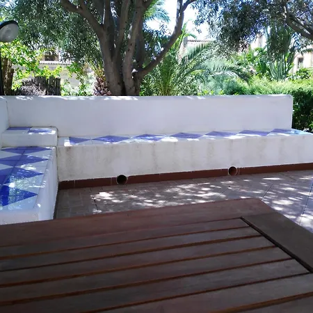 Al Mare Baia Emiri Mazzaforno チェファル
