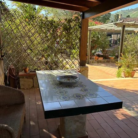 Al Mare Baia Emiri Mazzaforno *