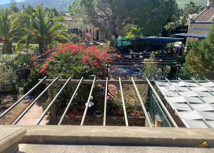 Al Mare Baia Emiri Mazzaforno * 切法卢