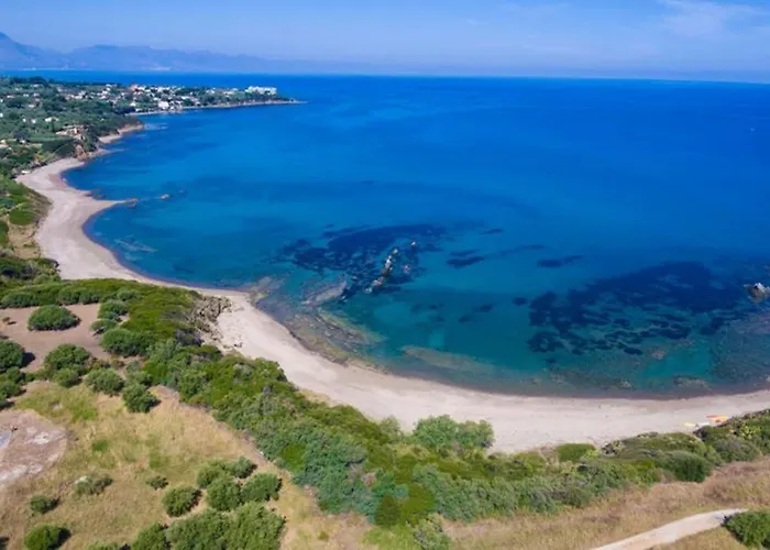 Al Mare Baia Emiri Mazzaforno *